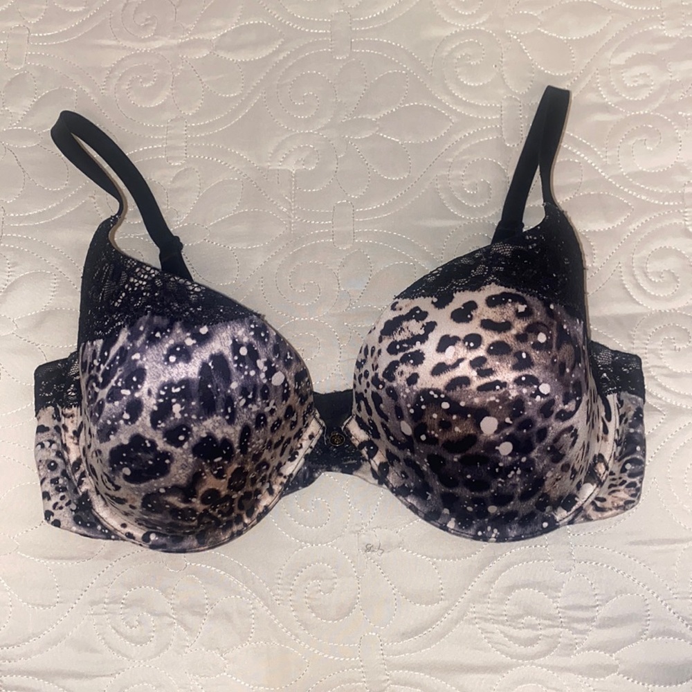 Victoria Secret Bra 34 D